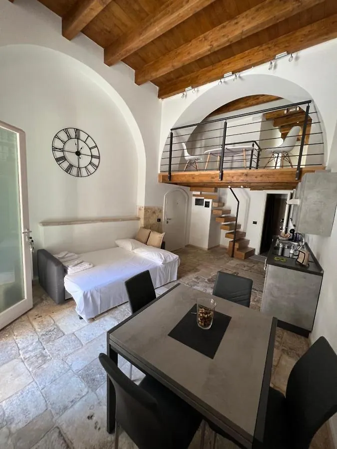 Ferienwohnung Ground Stone Bari Apartment