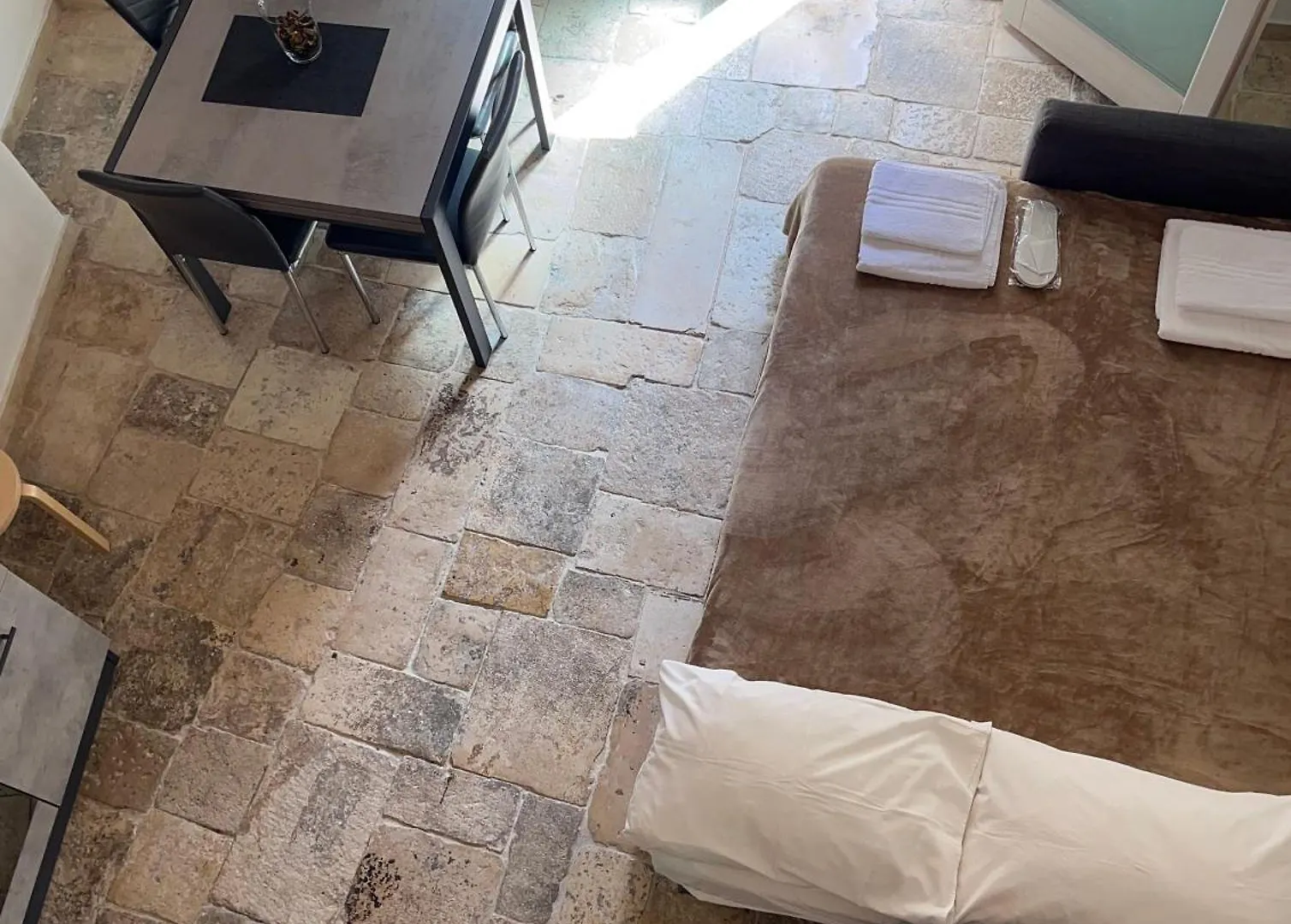 Ferienwohnung Ground Stone Bari