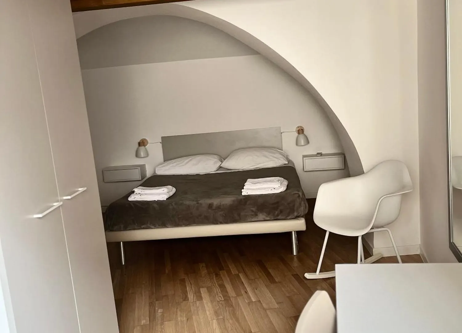 Ferienwohnung Ground Stone Bari