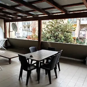 Castle Area Old Town Flat With Terrace And 2 Apartament