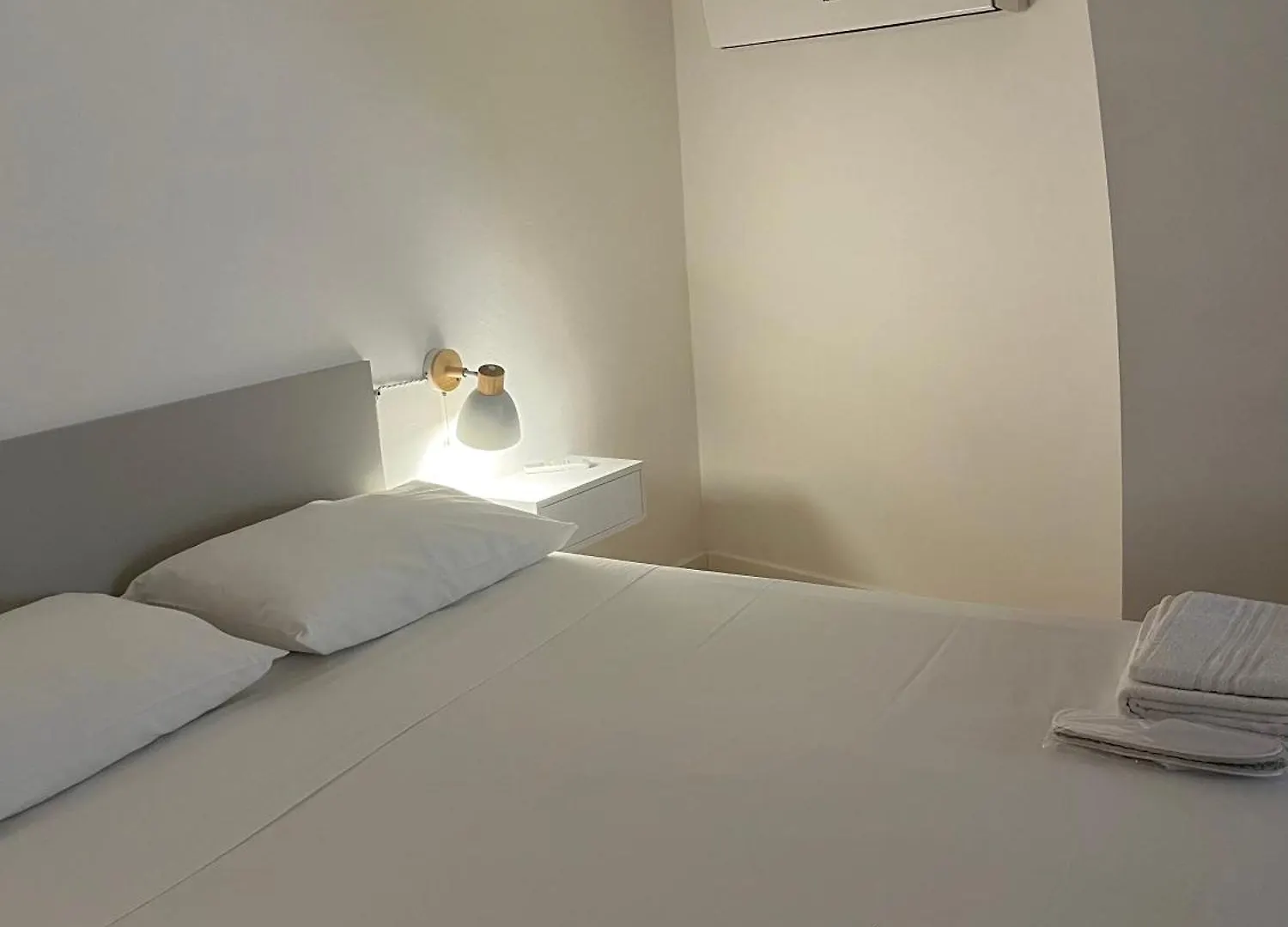 Ground Stone Apartment Bari Italy